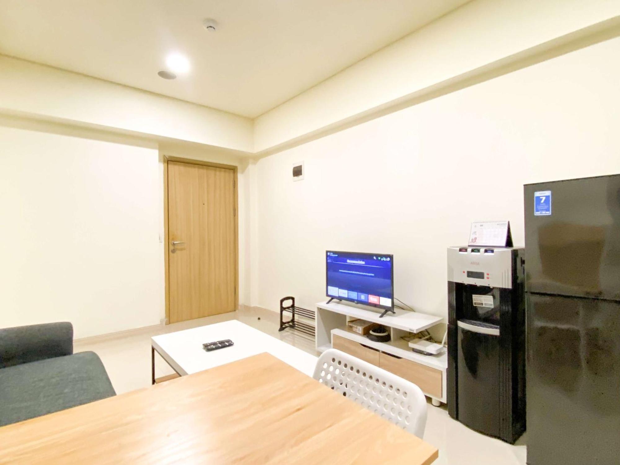 Modern Stay 2Br At Meikarta Apartment By Travelio 芝卡朗 外观 照片